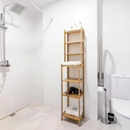 Center Flat Apart & Terrace By Koral *