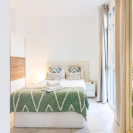 Center Flat Apart & Terrace By Koral * Malaga