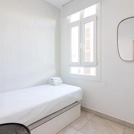 Center Flat Apart & Terrace By Koral *